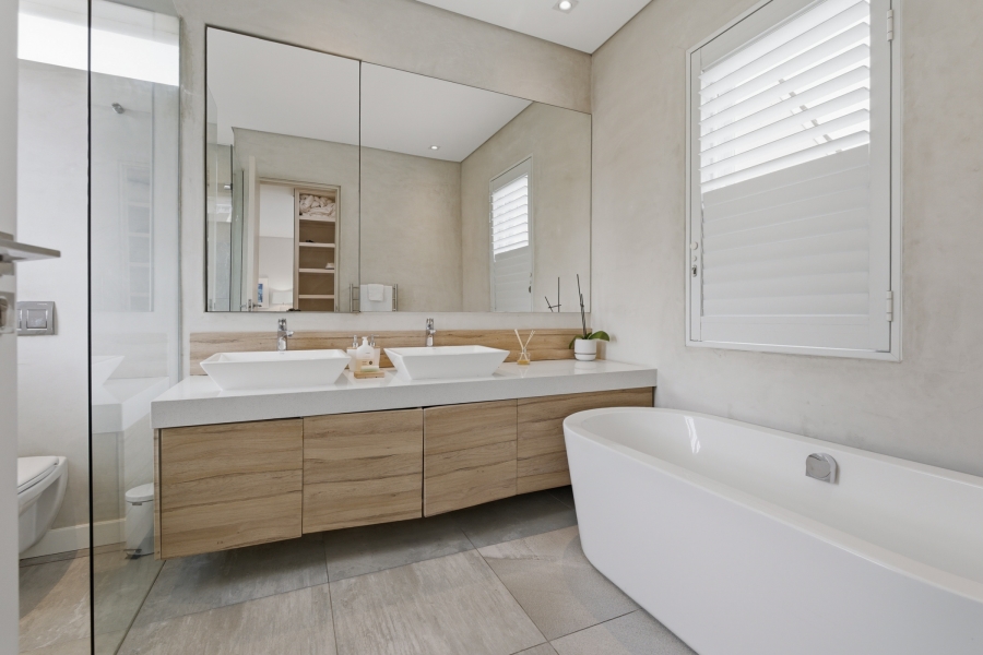 2 Bedroom Property for Sale in Green Point Western Cape